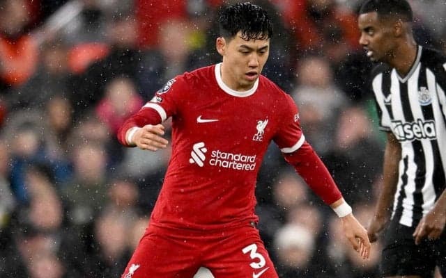 遠藤航がブレントフォード戦スタメン入り　2試合連続出場、前節は復帰即スタメンで高評価【プレミアリーグ】