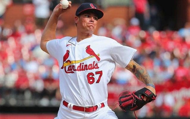 韓国で無双投球→大麻摘発で電撃退団　逆輸入も防御率7.71…転落した元大物助っ人