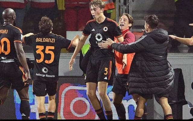 師弟対決勝利のデ・ロッシ率いるローマがフェイエ戦に弾み！　今冬フロジノーネ行き拒絶のハイセンがスーパーゴール【セリエA】