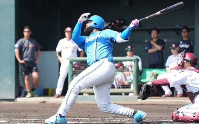 詰まって衝撃弾「ありえない打球」　ドラ1粉砕の“怪力男”に期待大「すごいの獲った」