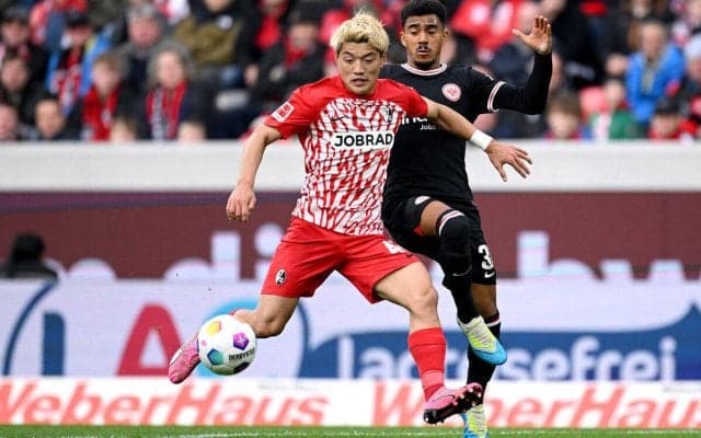 「速すぎじゃない？」「これ決めるの凄い」堂安律が抜け目ない同点ゴール！ ゴールを狙うフリーランで今季ブンデス2点目を記録「よく走り込んだ」