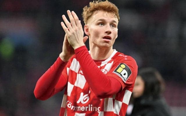 リバプール保有の22歳CBファン・デン・ベルフが退団を視野に「プレー以上に重要なものはないんだ…」