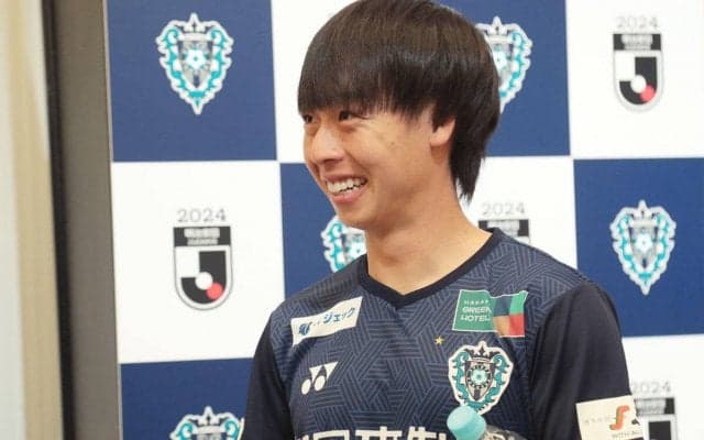 「ゴールとアシストで“15”」タイトルホルダーとして臨む福岡の紺野和也、シャドーでのプレーに意気込みを語る「もっと怖い存在に」