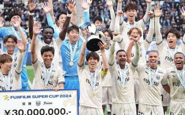 「家長の欠場]「新ワントップ」「大迫の孤立」【川崎フロンターレVSヴィッセル神戸戦が示した「2024Jリーグ」の覇権】(3)