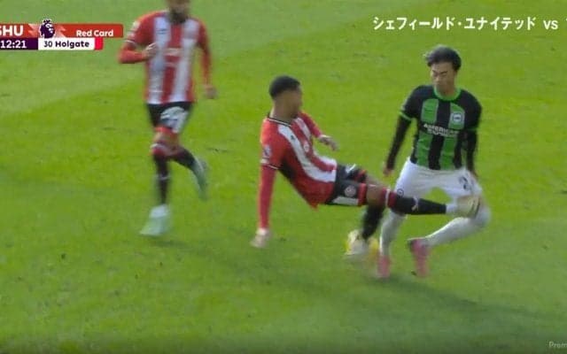 三笘薫への悪質タックルは「ボールを逃し、足を高く上げた」　相手チーム主将は「公正」を主張するも識者から「信じられないほど危険」「ここ数年で最悪」と非難続々