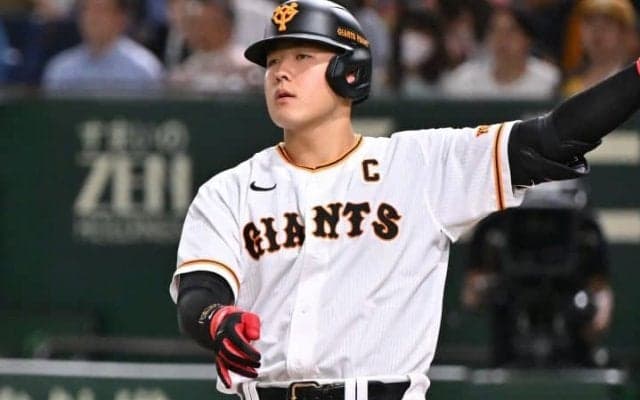 巨人の「ポスト岡本」大穴は年俸220万円の男　進化を続ける育成19歳の将来性が凄すぎる