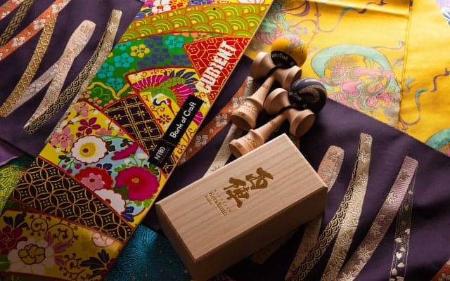 The project “Bank of Craft” inherits Japanese traditional craftsmanship.  Check out this premium collaboration filled with elements of street culture!