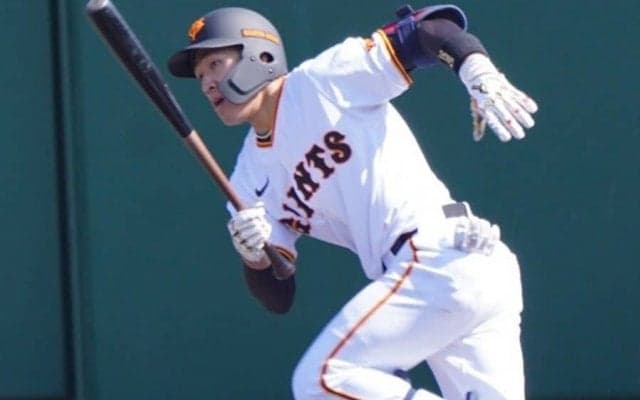 巨人19歳逸材は「支配下待ったなし」　止まらぬ打棒…侍右腕撃ちに「やっぱ使える」