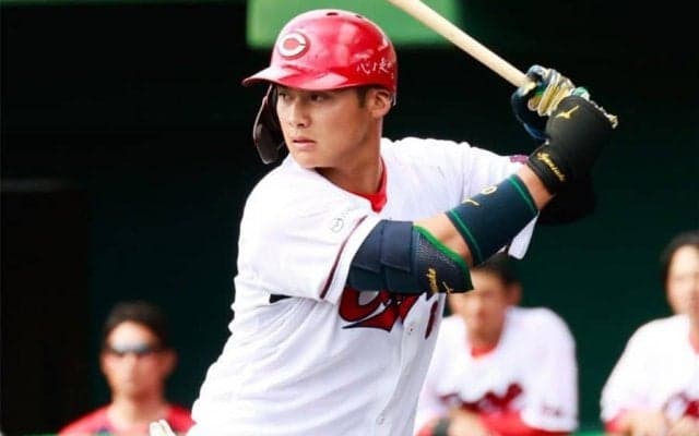 快打連発…広島20歳は「前田智徳の再来」　定位置奪取へ高まる期待「大暴れすぎる！」