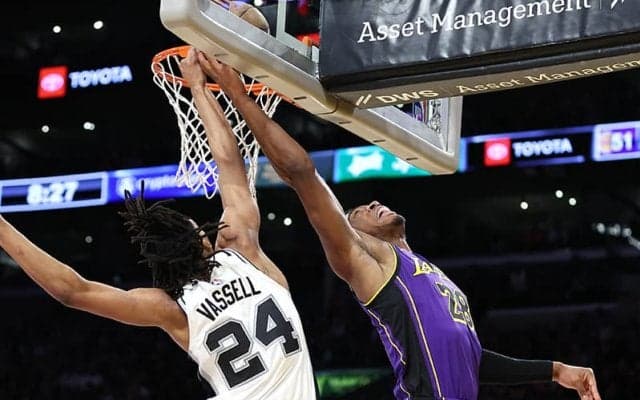 レイカーズ、八村塁が17得点の活躍…怪物新人かわしスパーズ撃破に貢献