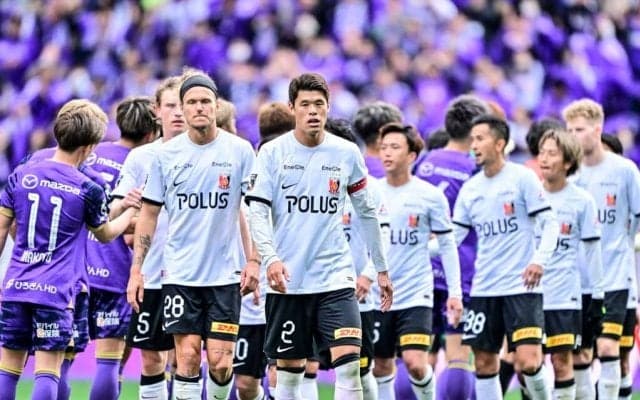 【開幕戦完敗の浦和レッズ、ピッチ上で何が起きていたのか(2)】浦和を打ち負かすためのシナリオが開示された広島戦……「どの程度まで無理やり繋いでいくか」と振り返る迷い