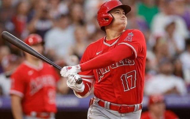 大谷翔平じゃない“赤の背番号17”にファン複雑…エ軍戦で実感「信じられない」