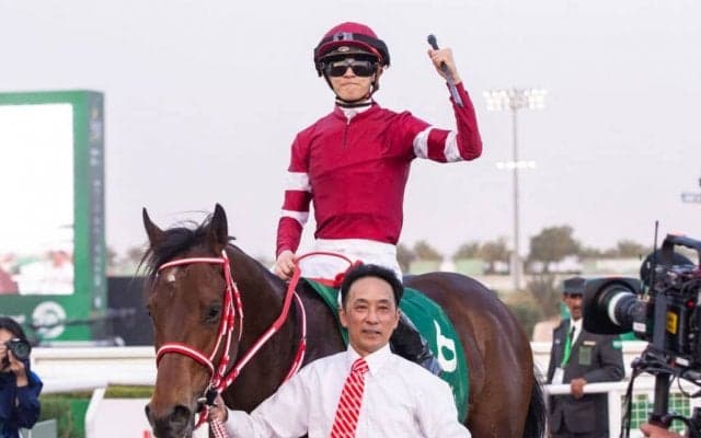 【サウジダービー】坂井「2着馬がしぶとかった」フォーエバーヤングが無傷の4連勝