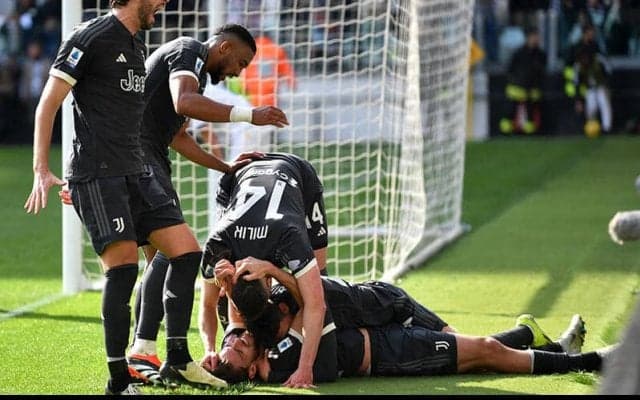 ヴラホビッチ2G1A、ルガーニのラストプレー弾でユベントスがフロジノーネに競り勝ち5戦ぶり白星【セリエA】