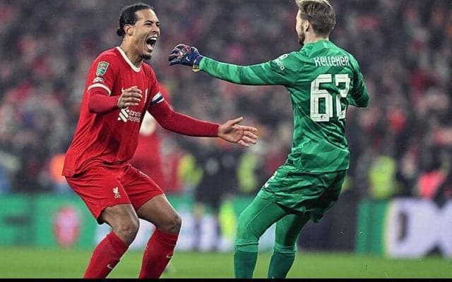 主将ファン・ダイク弾で120分の激闘制したリバプールが有終の美へまず1冠！　フル出場の遠藤航は新天地で初タイトル【EFLカップ】