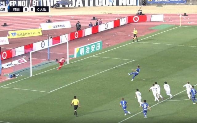 「気持ちで押し込んだ」昇格組・町田、DF鈴木のPKでJ1初ゴールを記録！GK正面ど真ん中に蹴り込んだ弾丸PKショットが決まり選手・スタッフ・監督も全員大喜びの瞬間