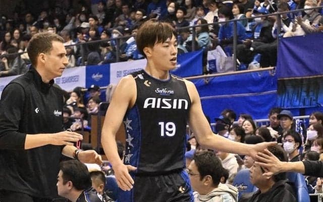 三河が西田優大との契約継続を発表…2025－26シーズンを含む複数年契約に合意