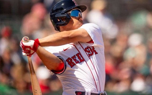 吉田正尚が感じた日米の違い「かたいものが多い」　“最後の選択”で手術に踏み切ったワケ