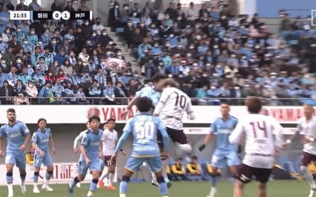 「そりゃ強いわ」大迫勇也×酒井高徳の元ブンデスコンビがみせたワールドクラスの連携が脅威「大迫強すぎる」“半端ない男”の豪快ヘッド炸裂の瞬間