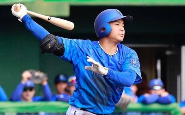 野手転向の23歳逸材が「ロマンの塊」　“戦力外”から再起…覚醒間近の「打撃センス」