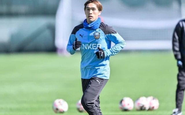 【J1川崎のFW2人の完全合流でチームにもたらすもの(2)】沖縄で絶好調の遠野大弥は「2桁得点と自分の表現を両立したい」……オフは”罪悪感”とともに完全リフレッシュ
