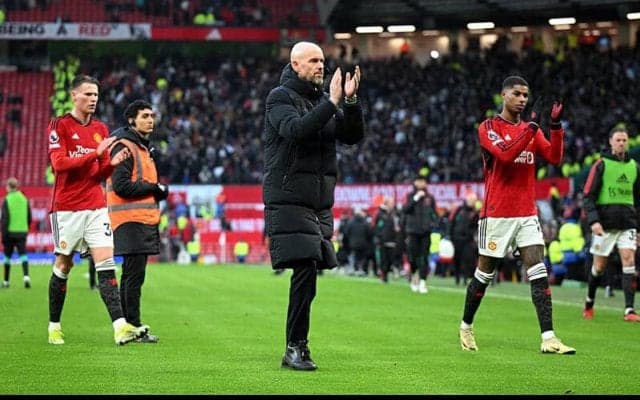 「不可能な戦術を採用している」フルアム戦敗北のユナイテッド…テン・ハグ監督の手腕に疑問の声「彼らの哲学は何だ？」