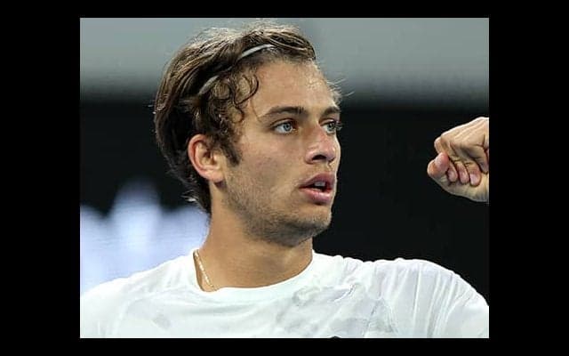  予選勝者コボリがオジェ撃破 