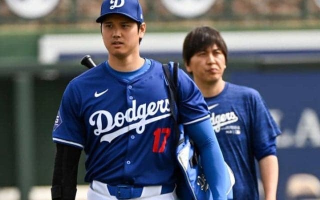 大谷翔平への“関係ない質問”に水原通訳が見事な対応！ドジャース専門メディアは称賛「何があっても礼儀正しい」