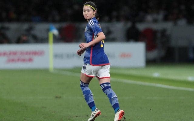 3バック採用が好循環生む、中盤支えた長谷川唯も確かな感触「すごくいいフィーリング」