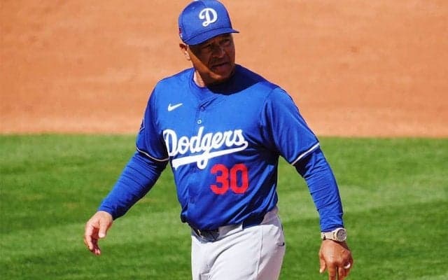 山本由伸の衝撃デビュー「これ以上ない」　大谷翔平に続いて…指揮官は連日の激賞