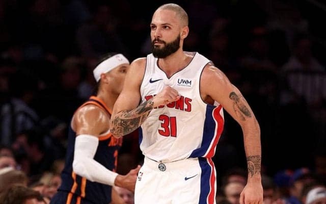 複数の選手がバイアウト市場に出てくるなか、フォーニエはピストンズでプレー続行か？