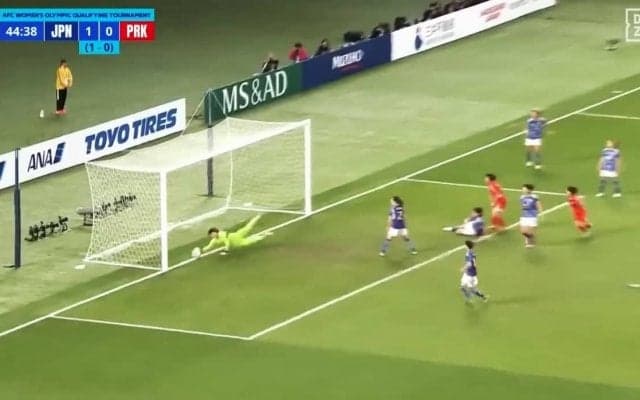 「山下の１ミリ」が話題沸騰でＸトレンド入り！なでしこジャパンをパリ五輪出場に導いた“神セーブ”にファン大興奮「指先だけで！」「咄嗟のステップが凄すぎた」「歴史に残る」