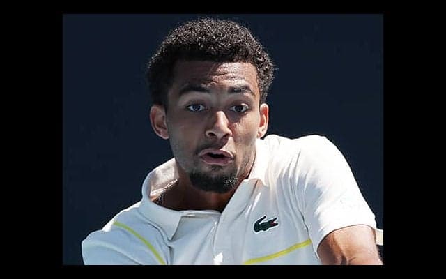 19歳フィス 完勝で今季3度目8強