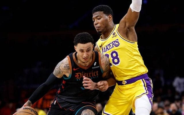 レイカーズ、八村塁の“古巣”ウィザーズとの延長戦を制し2連勝