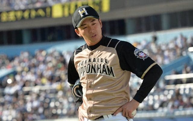 ２試合連続KOで栗山監督からリリーフ転向の打診 難色を示していた斎藤佑樹を翻意させた中嶋聡の言葉
