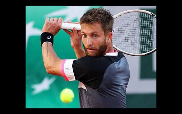 優勝候補撃破も大ブーイング