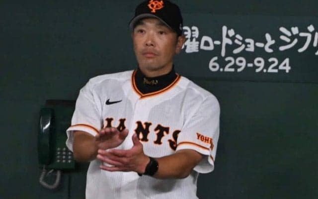 「日本に行って野球を学びたい」--韓国の“新人コーチ”はなぜ阿部巨人に？ 異例挑戦の舞台裏にいた名助っ人の存在