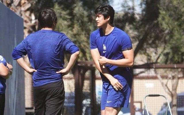 大谷翔平の小さな異変…気付くファン続出「大丈夫？」　投手リハビリ本格始動も心配の声
