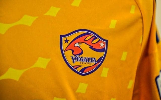 「フライング伊達男」J2仙台の32歳FWの「何度見ても美しい」ジャンピングボレーにファン沸騰！「どうみても延髄斬り」「マジで芸術点高い」などの声