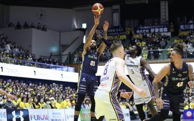 東地区首位・宇都宮ブレックスがサンロッカーズ渋谷を撃破…主力が躍動して11連勝