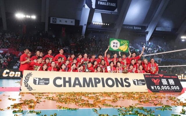 V1女子ファイナル　無敗JTを下したNECが2年連続で二冠を達成