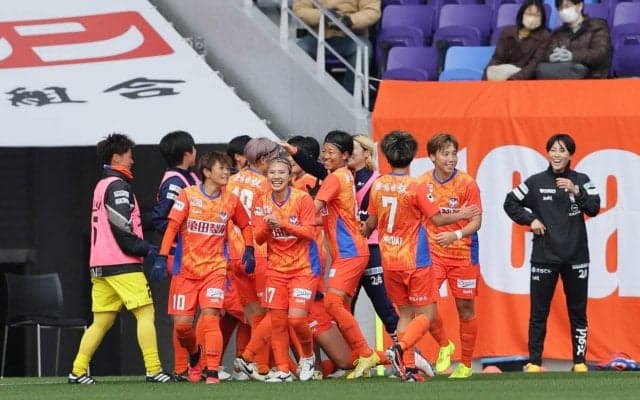 広島の新スタジアムで勝利した新潟LがI神戸、浦和に肉薄！EL埼玉は”埼玉ダービー”制し、3年目で初の連勝【WEリーグ】