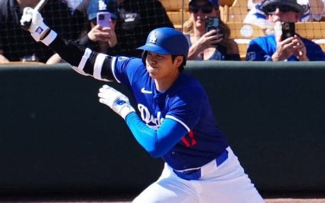 11球で2点「強すぎだろ」　大谷翔平の“技あり”安打→繋がるド軍打線に驚愕の声