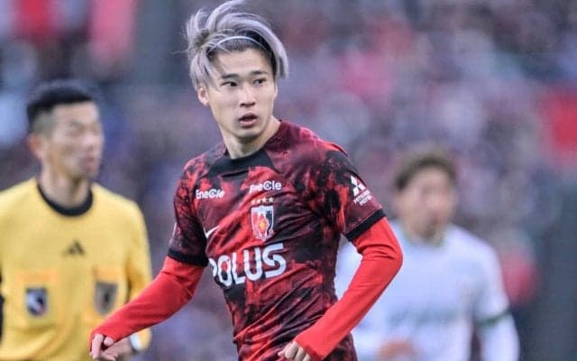 【浦和レッズの勝利の鍵を握る両ウイングが躍動するために(2)】”ヘグモ式４ー３ー３”の鍵だからこそ……どこが空いて、どう攻めればウイングが前を向いて仕掛けられるか
