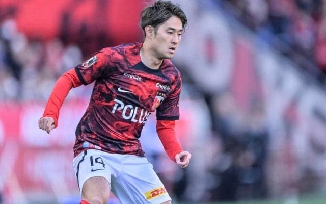 【浦和レッズの勝利の鍵を握る両ウイングが躍動するために(1)】右ウイングの関根が感じたグスタフソンとの関係……広島戦とはまた違った課題に直面した中で