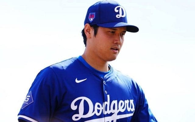 大谷翔平の“新アイテムが”「すげー」　珍しい姿にファン注目「何でも似合う」