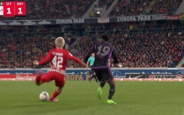 市場価値が急上昇！堂安律が王者・バイエルンをビビらせた圧巻プレーを炸裂した瞬間　世界最速レベルのDFを一瞬で抜きさった“神ステップ”