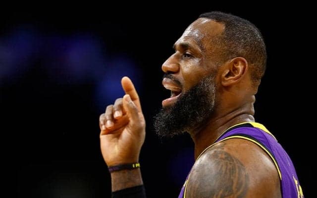 キングもお手上げ…レブロンが“解決策なし”と考える現役NBA選手6名とは？