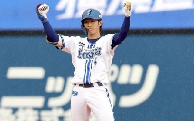 DeNA黄金ルーキー　度会隆輝の凄まじさ　試合から見えた「打つだけではない部分」とは