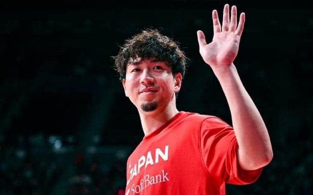 バスケ日本代表・比江島慎が侍ジャパン強化試合で始球式の大役「胸が熱くなっております」